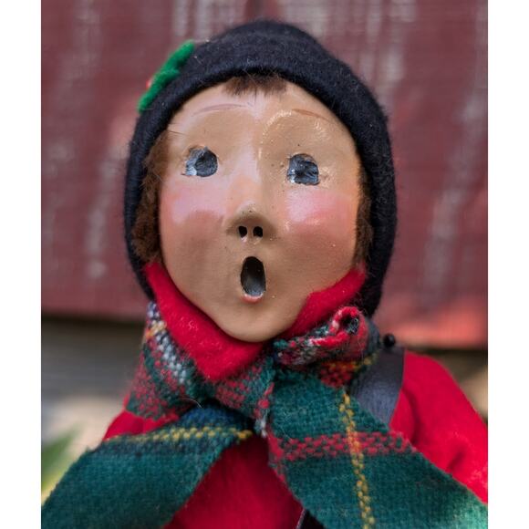 Byers' Choice Caroler 1993 Vintage Schoolboy Metal Lunch Pail & Books Red Jacket - Picture 2 of 10